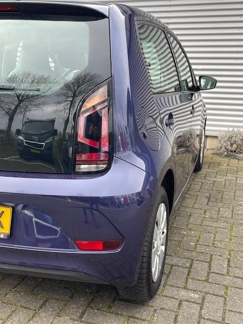 Volkswagen UP! 1.0 bmt up! move up!