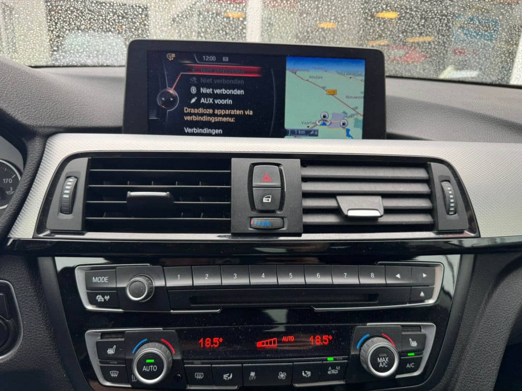 BMW 4 Serie cabrio 428i high executive