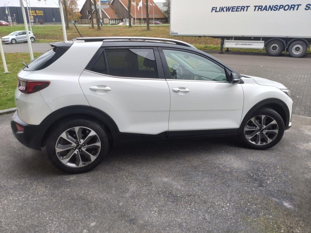 Kia Stonic 1.0 t-gdi exec.line