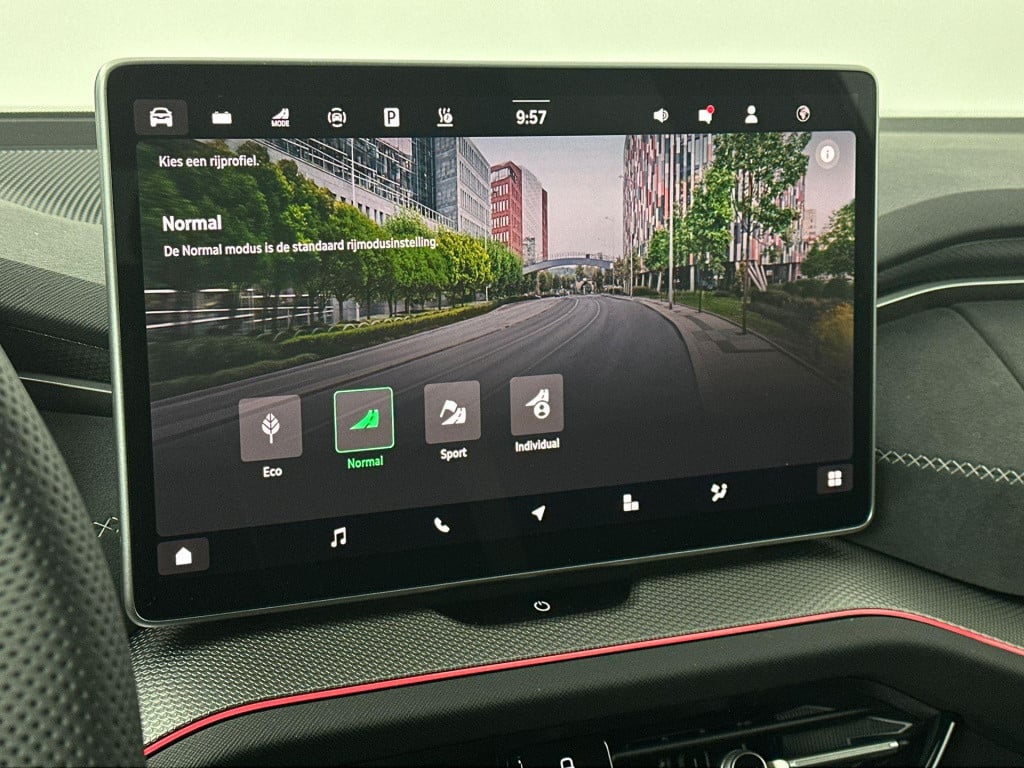 Skoda Kodiaq sportline business 1.5 tsi phev 150 kw / 204 pk su