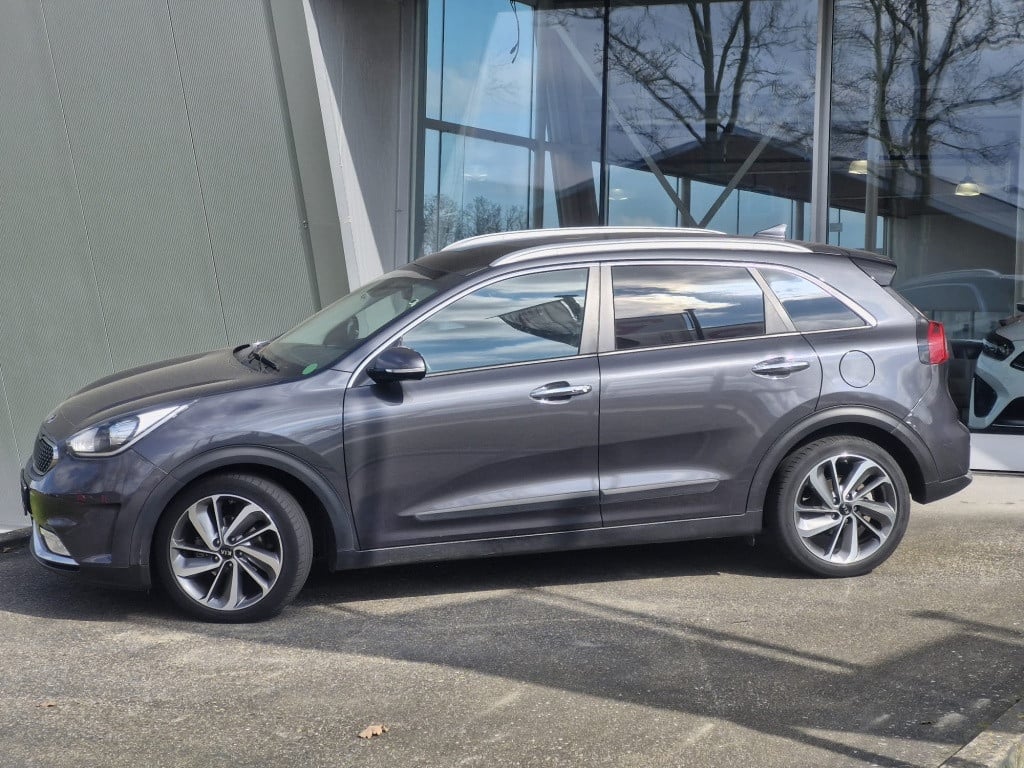 Kia Niro 1.6 gdi h. sports line|verkocht