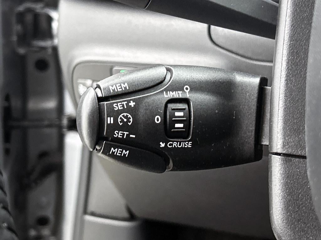 Citroen C3 110 pk automaat shine | rijklaar | camera | navigatie | apple ca