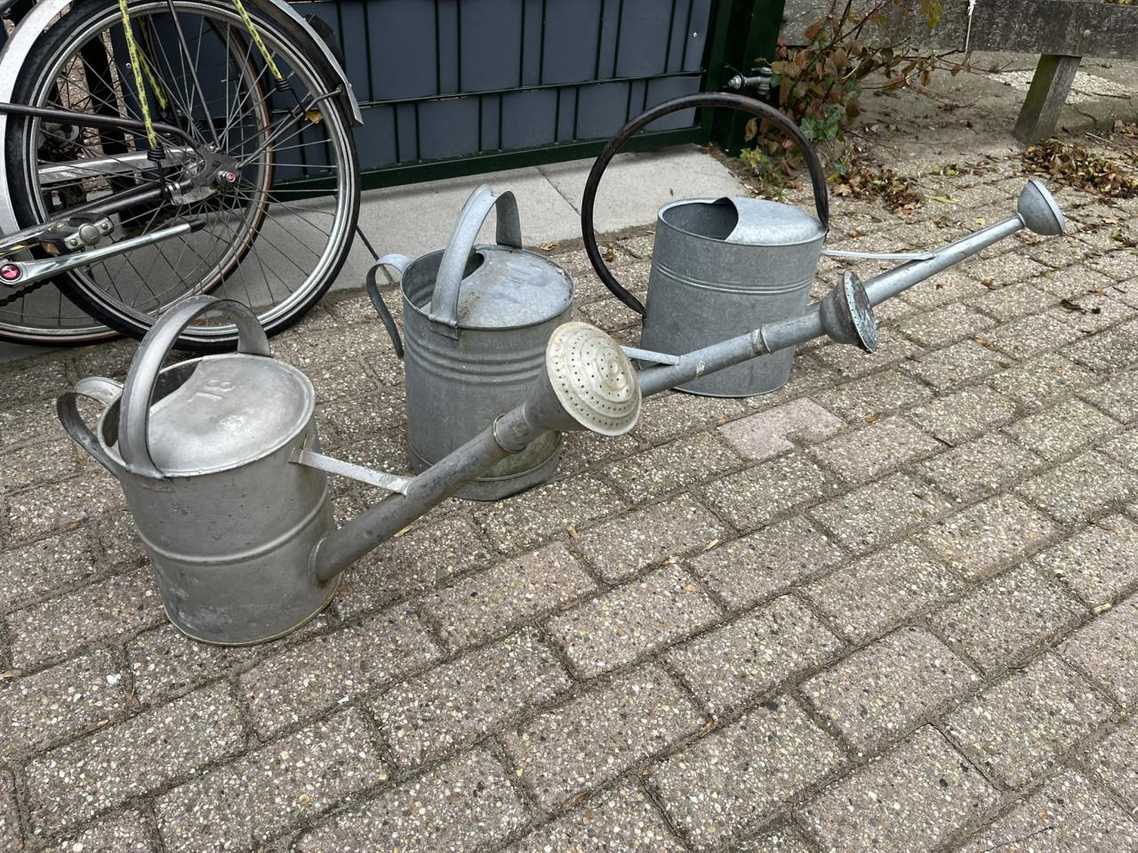 Gieters metaal verzinkt