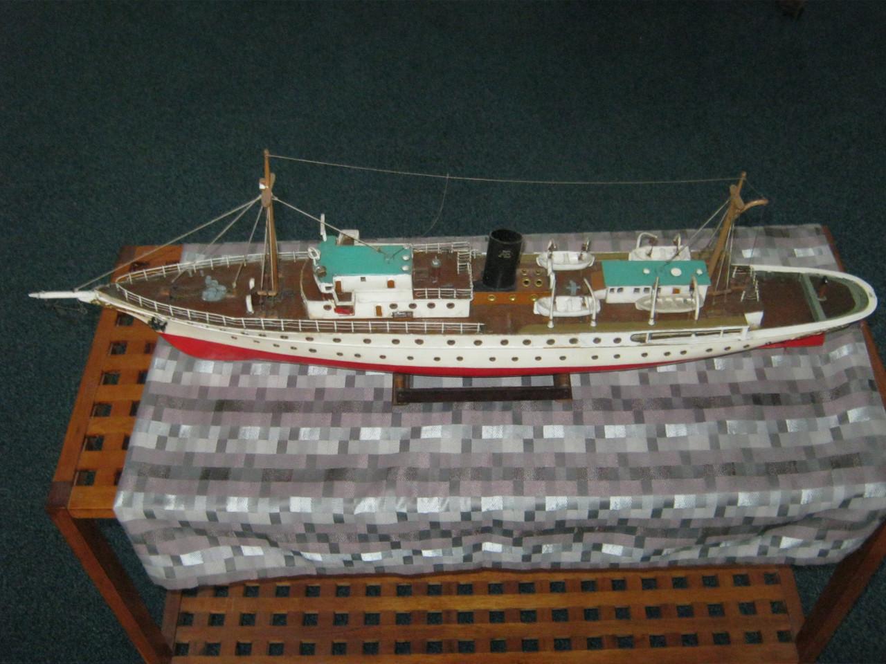 Modelschip DANEBROG.