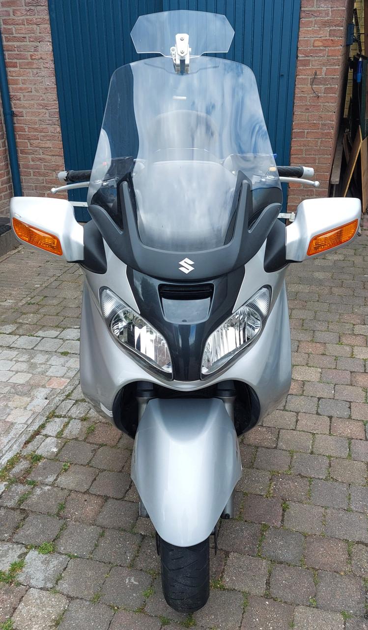 Suzuki burgman AN650A 2004