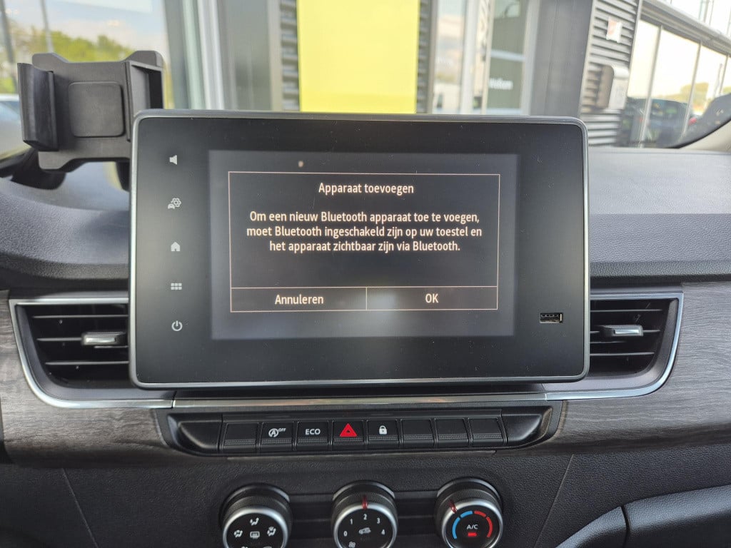 Renault Kangoo family 1.3 tce 100 all season, trekhaak, cruise, apple/andro