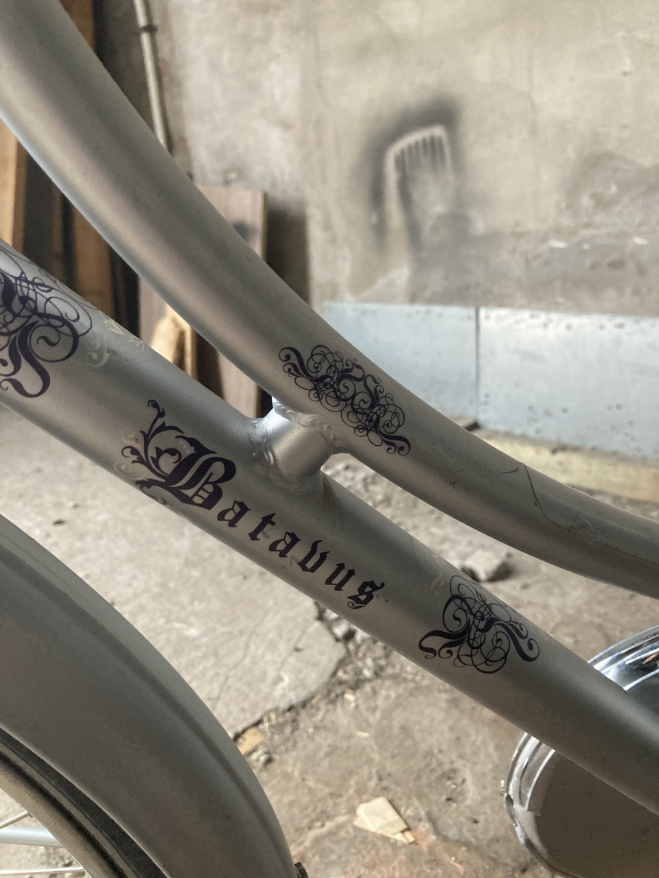 Batavus meisjesfiets 24” met rieten mandje