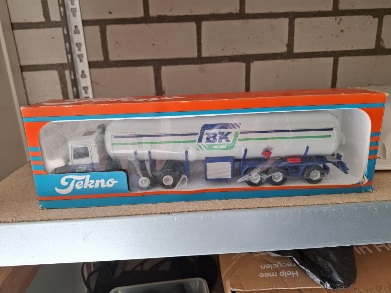 Miniatuur gastankauto