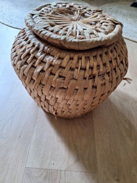 Decoratieve mand