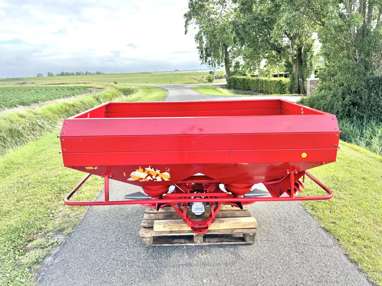 Nette Lely strooier 1600 Liter