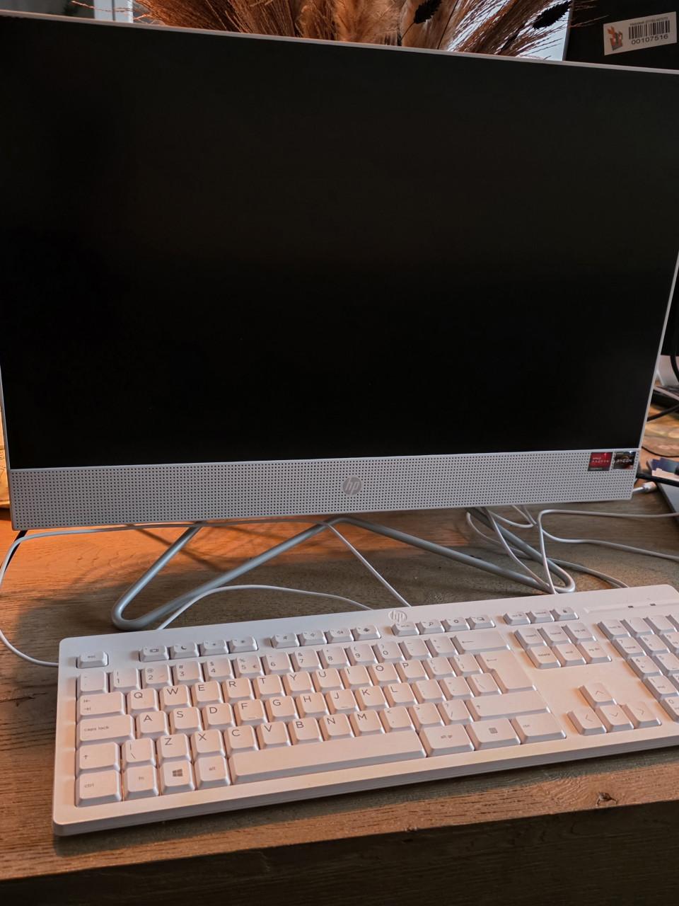 HP All-in-One 22-dd0230nd