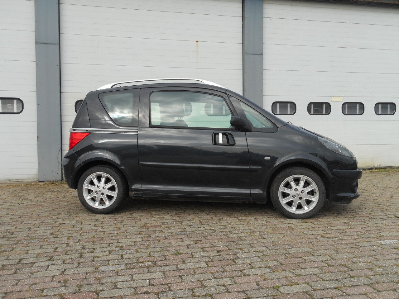 Peugeot 1007 1.6 automaat
