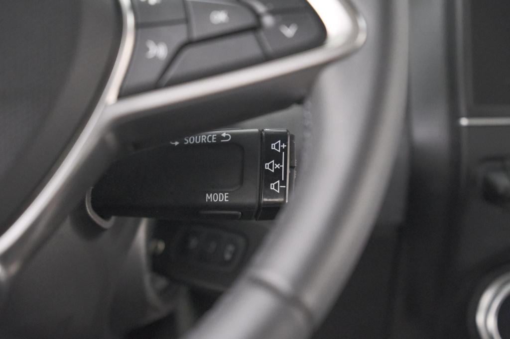 Renault Clio 1.6 e-tech full hybrid 145 evolution | apple carplay | parkeer