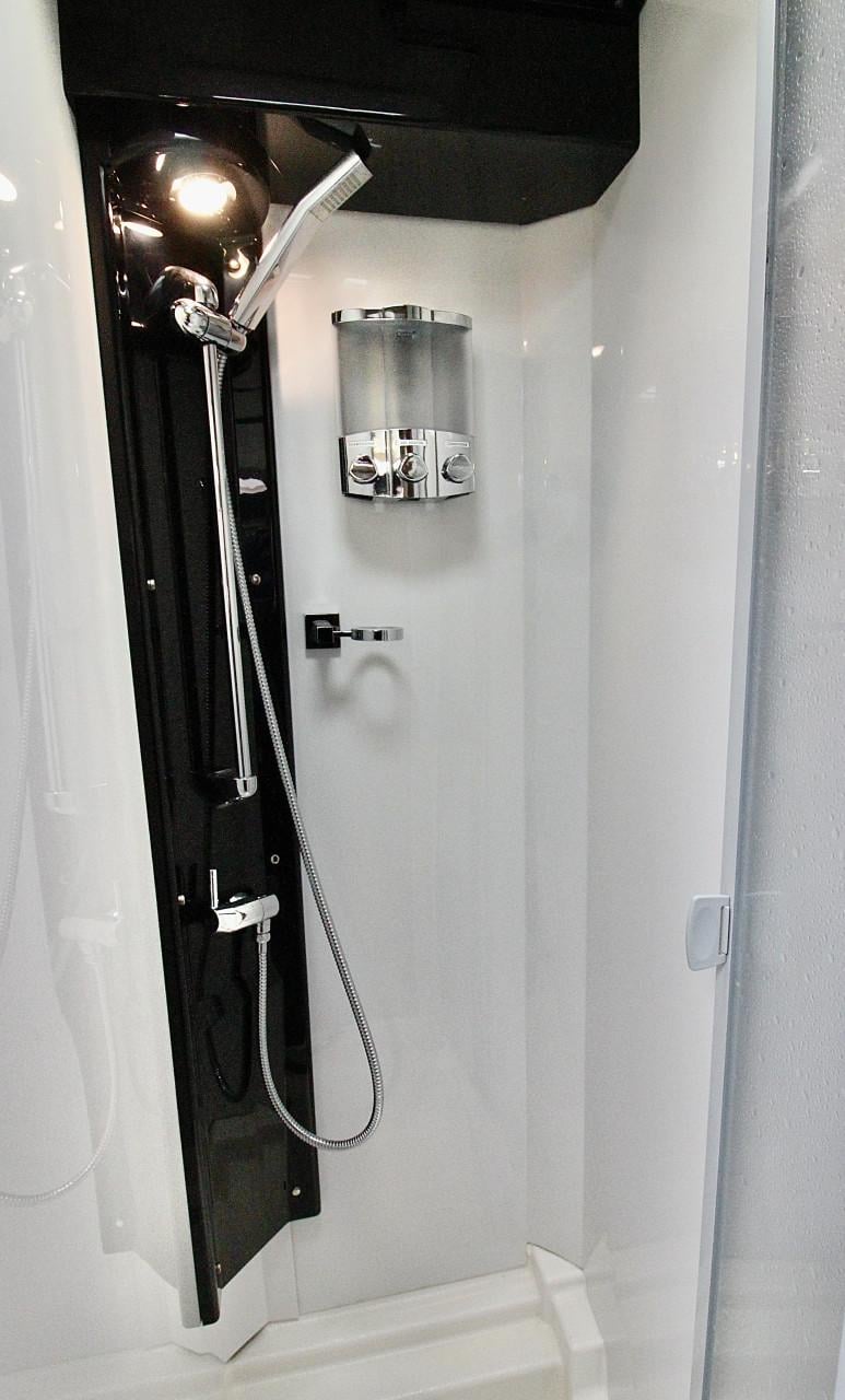 Challenger Sirius 2098(Queensbed+Hefbed, Als nieuw!!, Euro5)