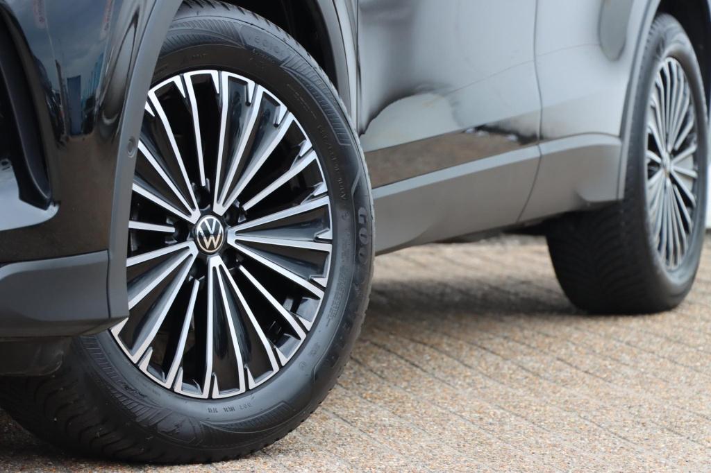 Volkswagen Tiguan 1.5 etsi life edition 150pk dsg7