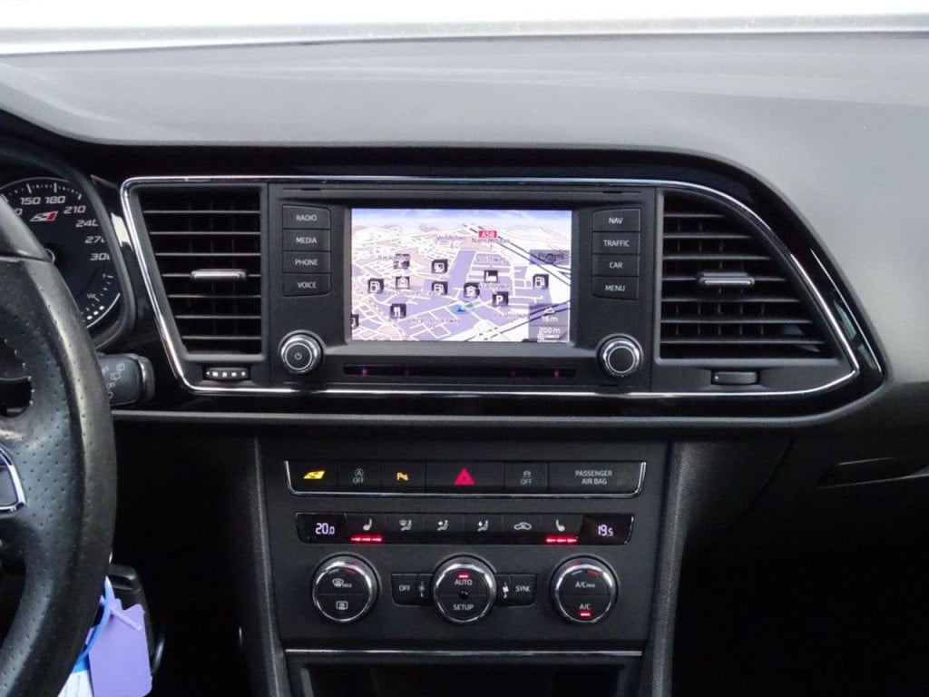 Seat Leon sc 2.0 tsi cupra 280 pano | stoelverwarming | navi