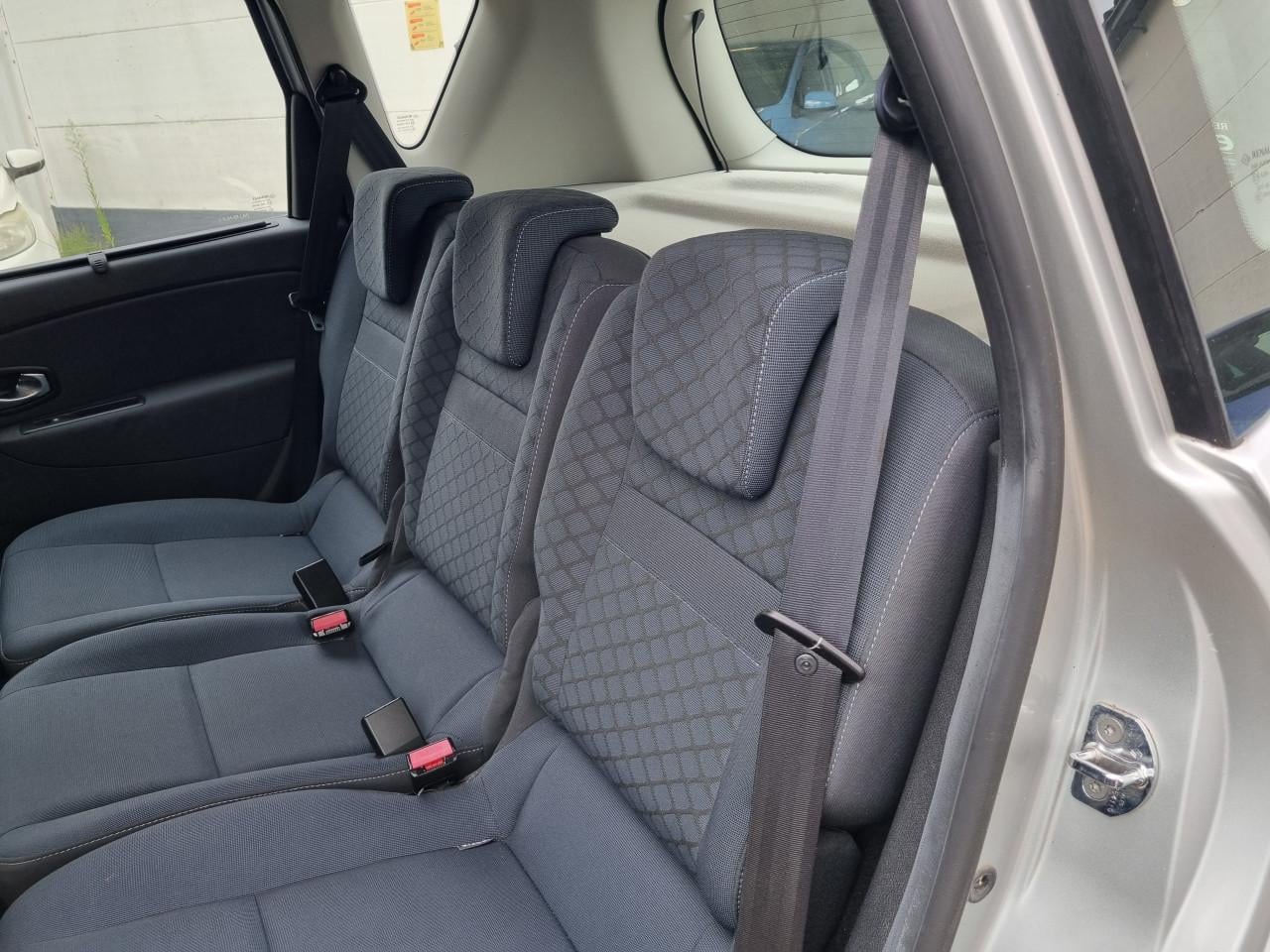 Renault Scénic 2.0 Expression Automaat | 1e Eigenaar | 62.034 KM!
