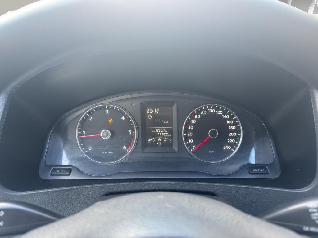 Volkswagen Transporter 2.0 tdi l2h1 airco 140pk stoelverwarming 3 zits