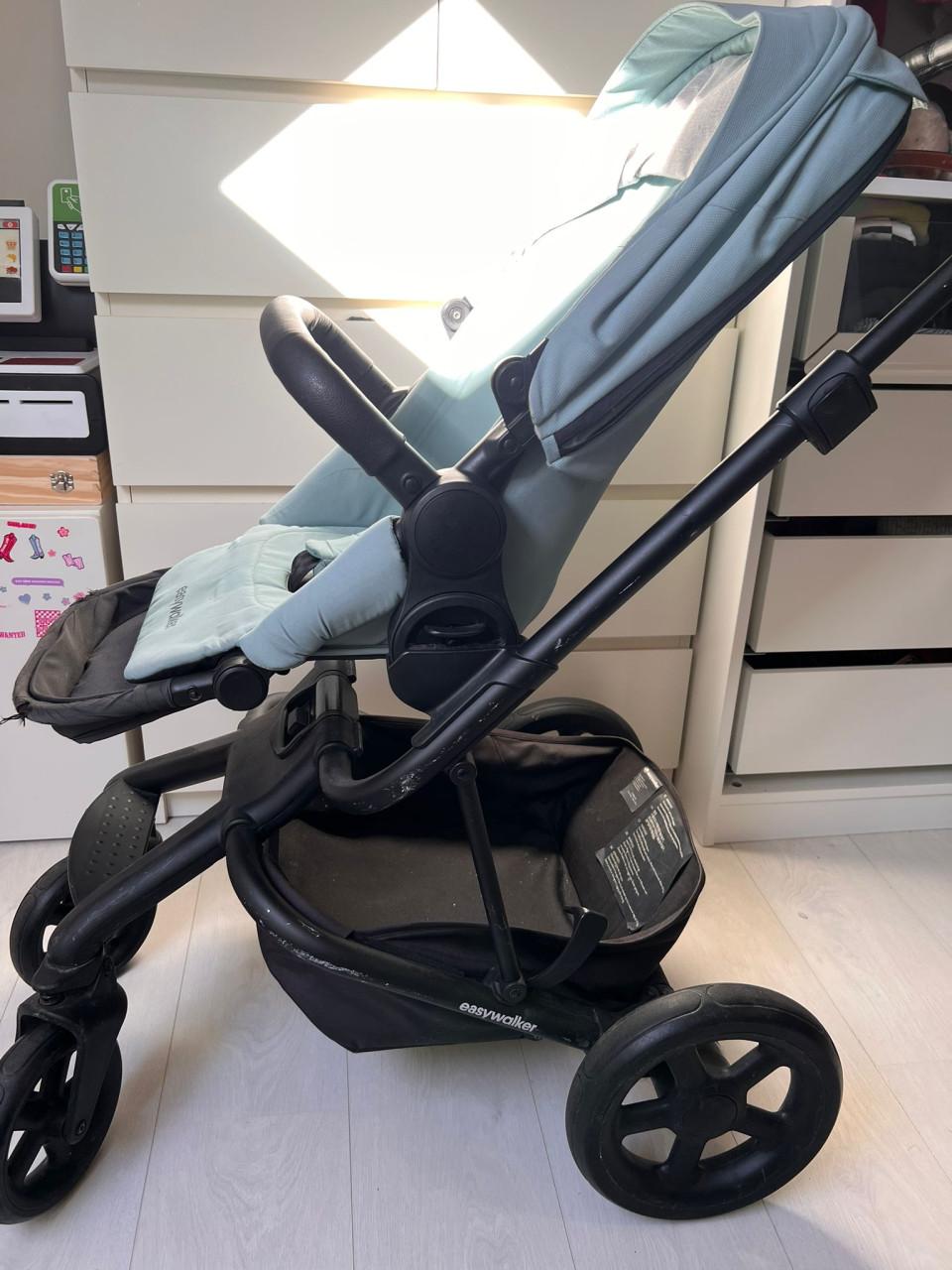 Kinderwagen Easey walker hearvey 2