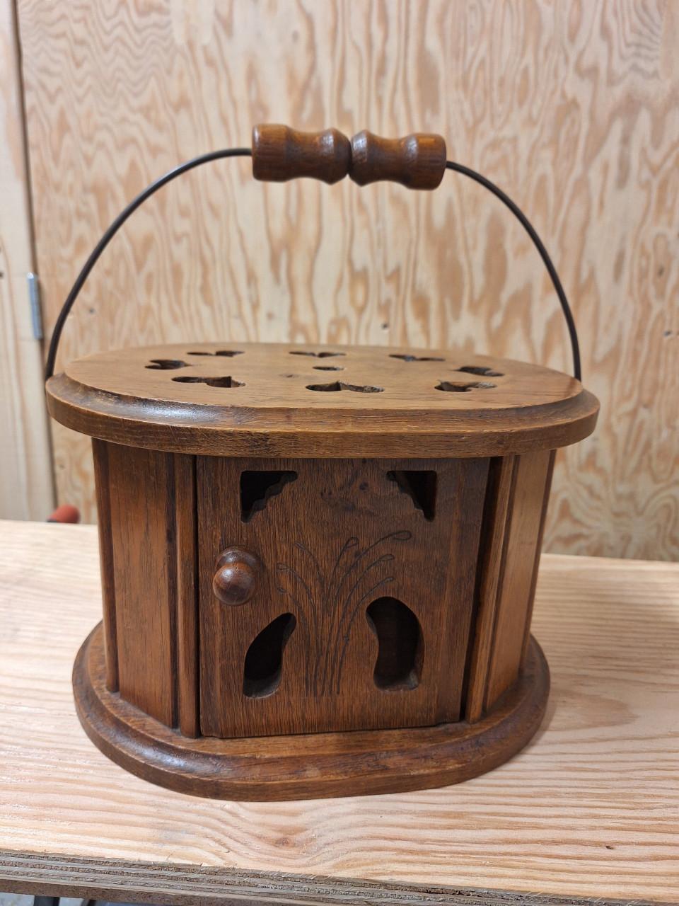 Nostalgie/Brocante  eikenhouten stoof