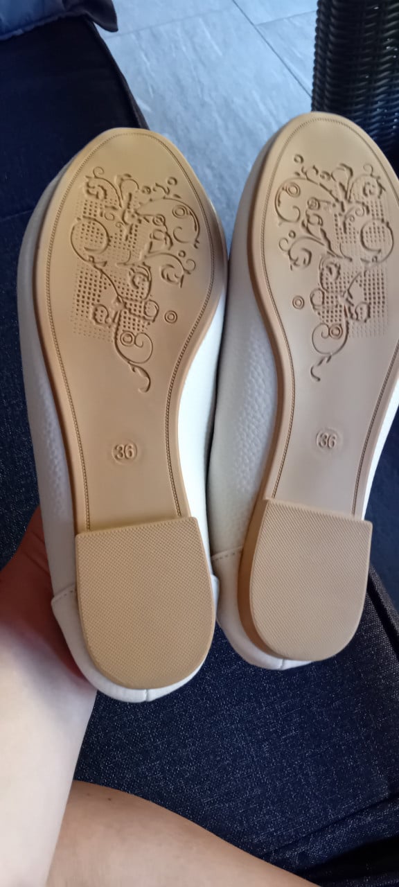 Instappers nieuw maat 36!! creme