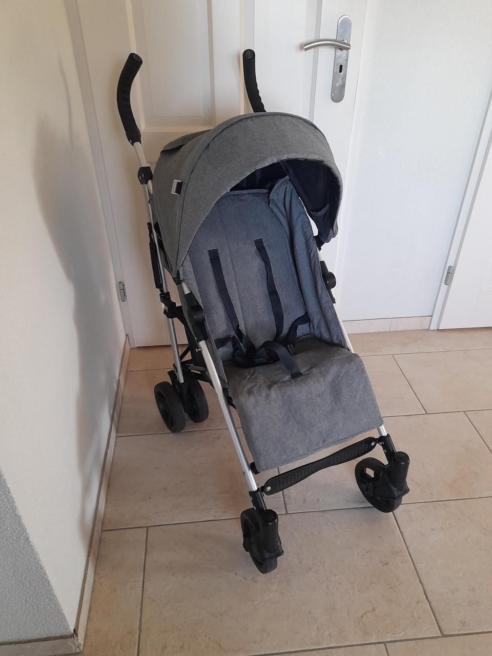 Prenatal buggy (in goede nette staat )  Verstelbare rugleuning!