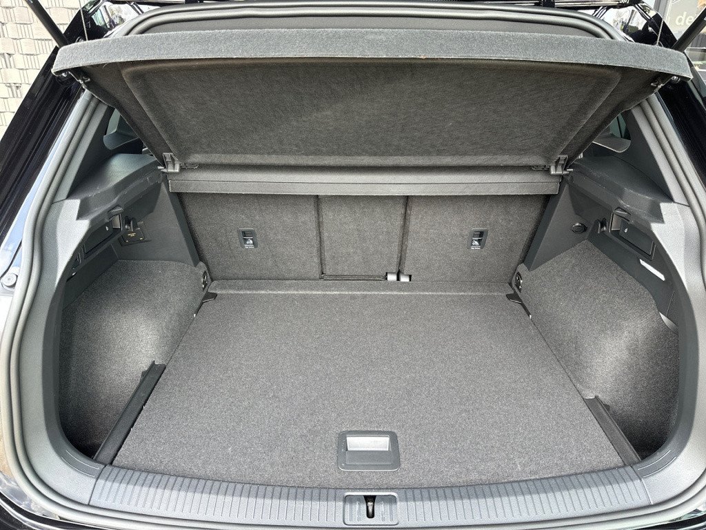 Volkswagen Tiguan 1.5 tsi 150pk dsg r-line | black line | panoramadak | tre