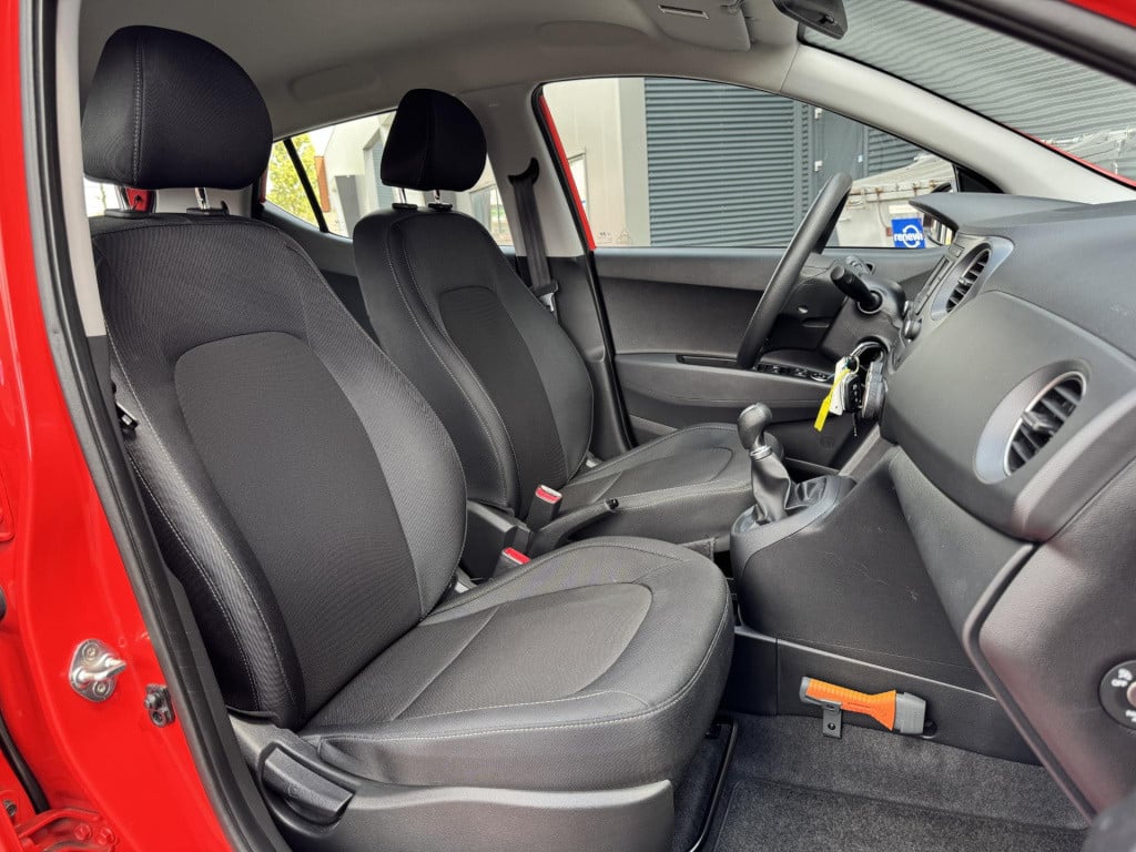 Hyundai I 10 1.0i comfort | cruise control | radio-mp3 speler | elek. ramen