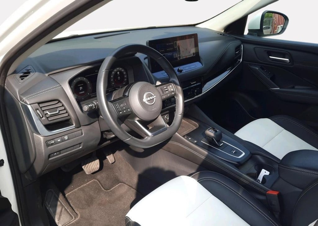 Nissan Qashqai 1.3 mhev xtronic n-connecta