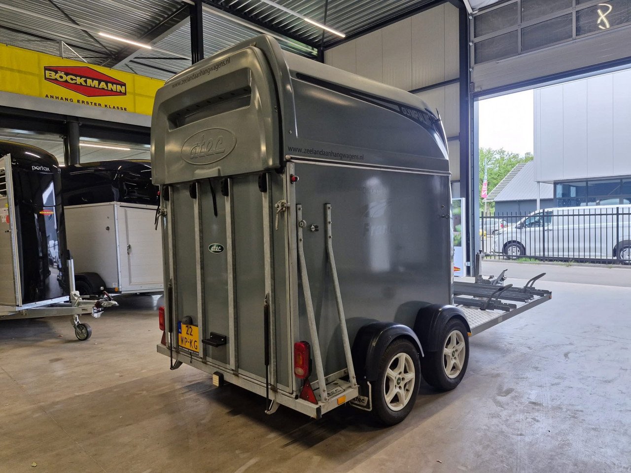 Atec men trailer