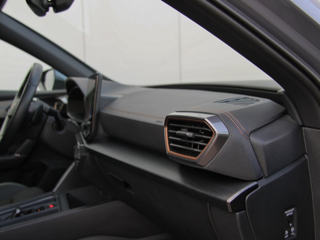 Cupra Formentor 1.4 e-hybrid 245pk | acc | 360 graden camera | trekhaak