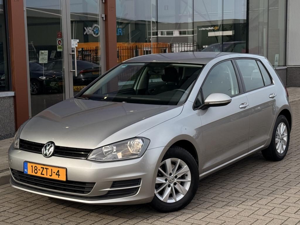 Volkswagen Golf 1.2 tsi trendline 5drs | airco | lm velgen