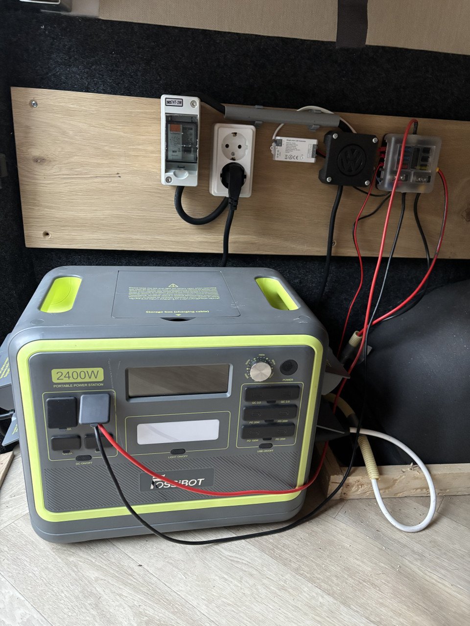 Oakie Doakie – Warme, sfeervolle camper voor 3 personen – off-grid mogelijk