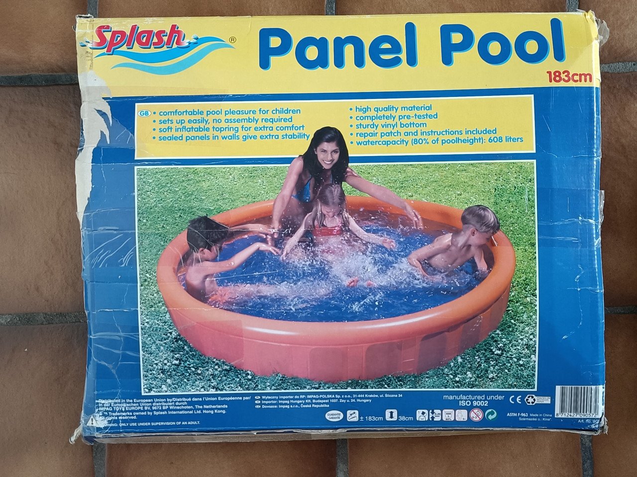 Opblaasbare tuin zwembaden, 2 stuks. Je kan het alvast maar hebben