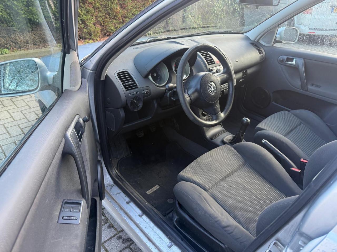 Volkswagen Polo 1.4-16V Trendline Jaar Apk