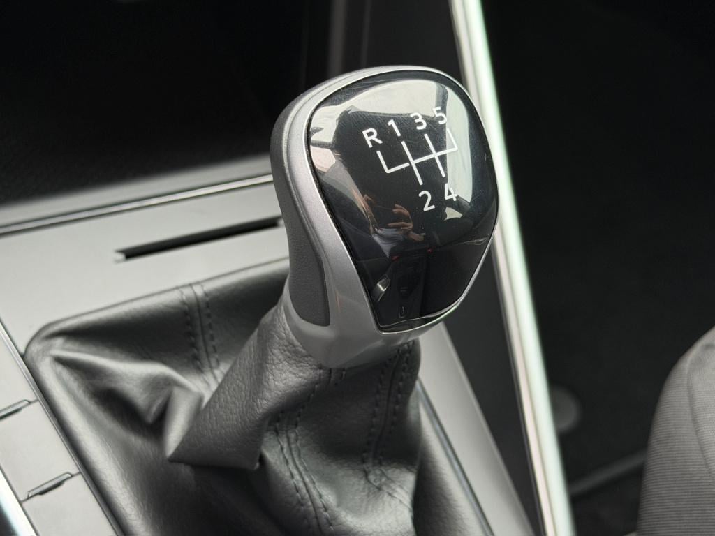 Volkswagen Polo 1.0 tsi active 95pk | virtual cockpit | climate | stoelverw