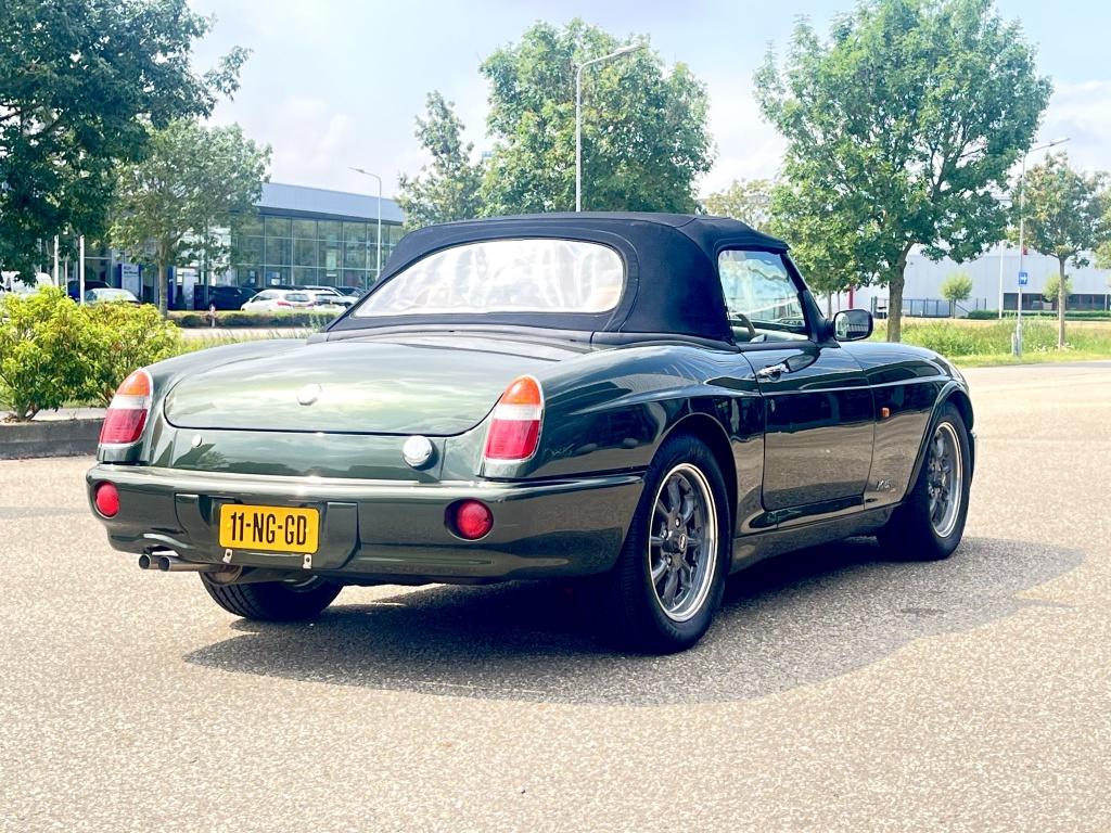 MG Onbekend rv8 4.0 v8