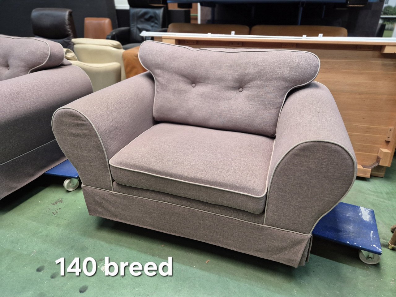 Mooi bank met fauteuil