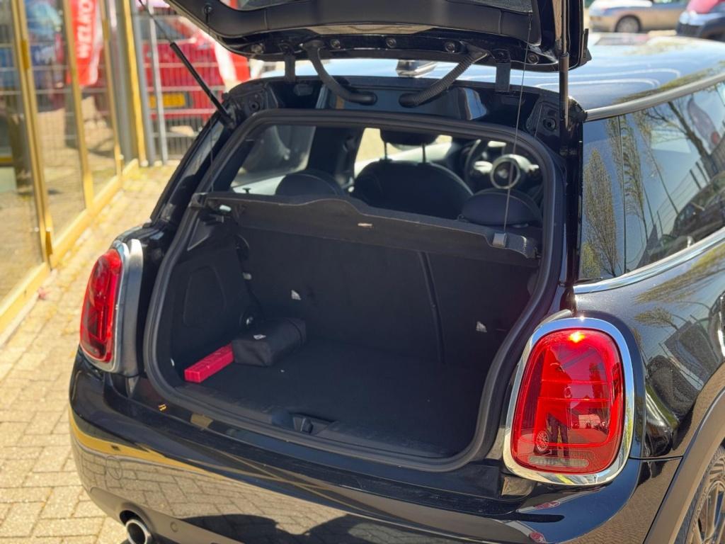 Mini 3-deurs mini 1.5 automaat