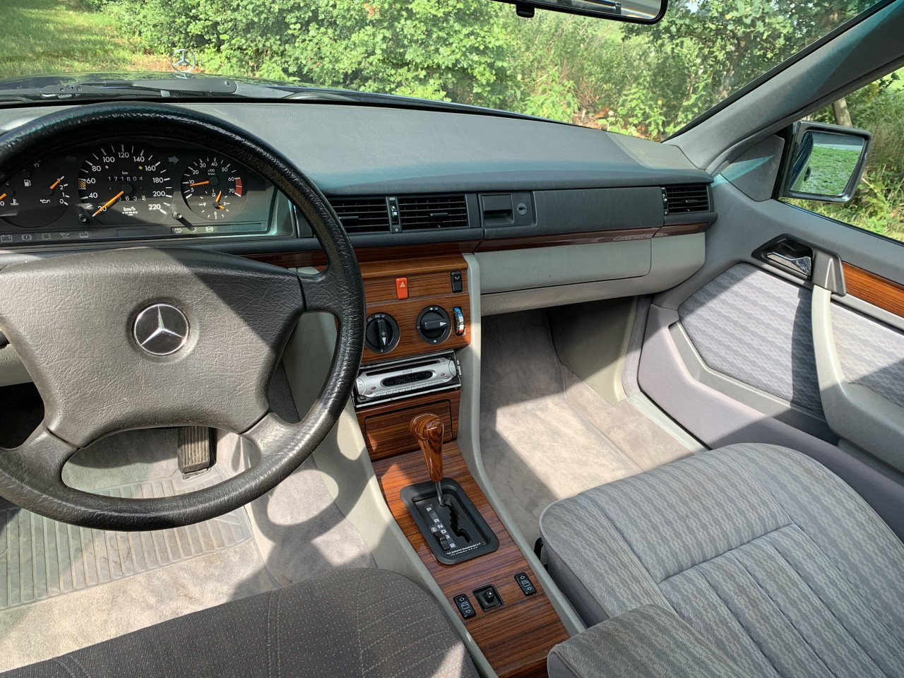 Mercedes Benz 230CE C124 te koop
