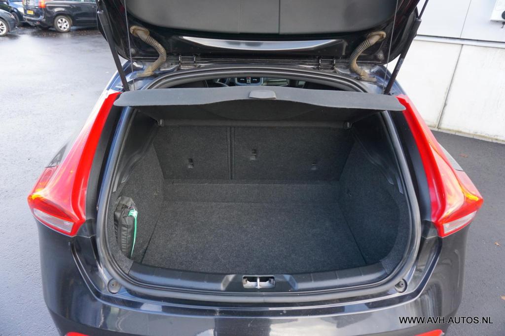 Volvo V40 2.0 t2 r-design