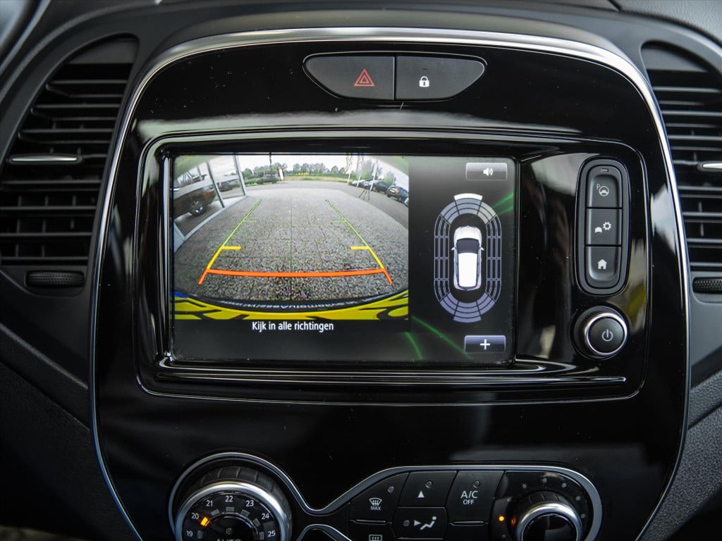 Renault Captur tce 150 intens | automaat | parkeer sensor | panodak | navi 