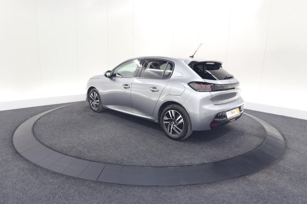 Peugeot 208 puretech 100 allure | camera | navigatie | apple carplay | park