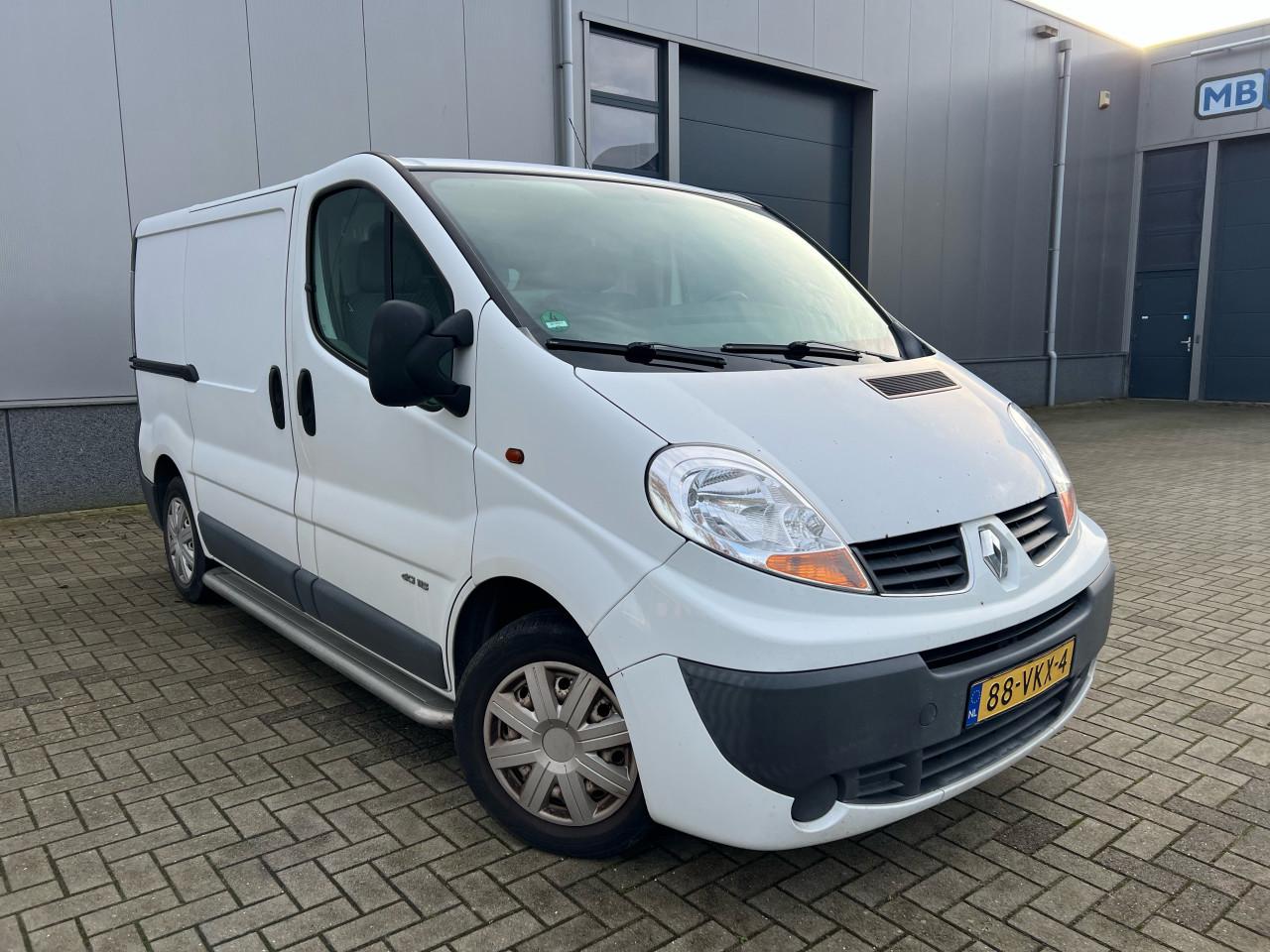 Renault Trafic 2.0dCi T27 L1H1 ZEER NETTE BUS