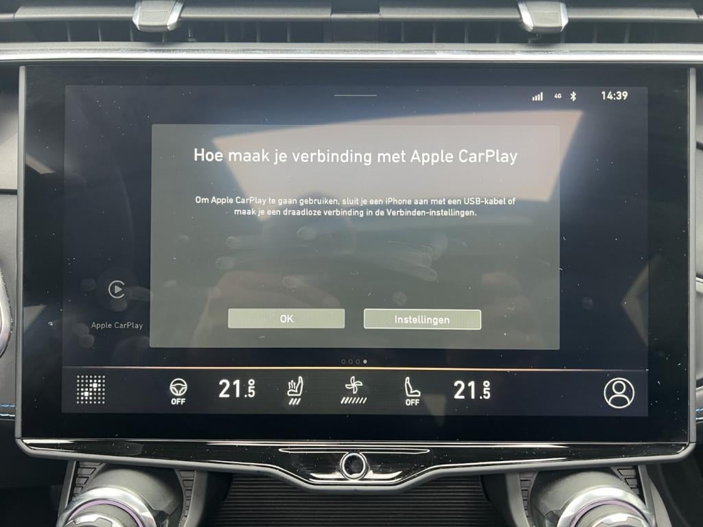 Lynk & Co 01 1.5 261pk phev , 360gr camera , pano dak , stuur en stoel verw