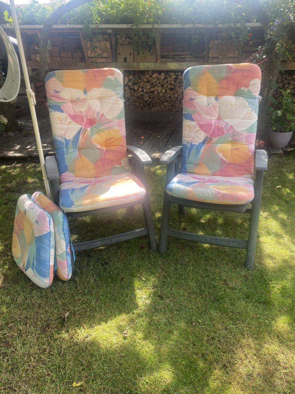 Kussenset tuinstoel terrasstoel 4x, voetenbankje 2x, parasol, tafelkleden