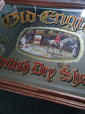 Grote vintage Old English British Dry Sherry' pub spiegel....