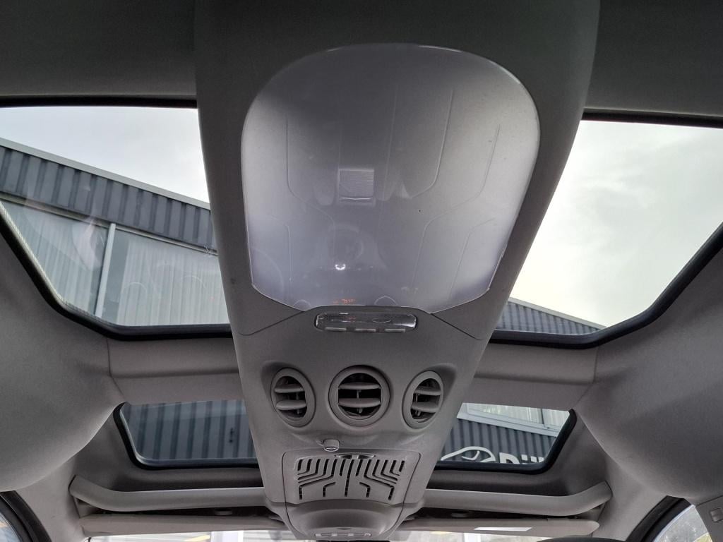 Peugeot Partner tepee mpv 110 active zenith pano dak, nav, trekhaak