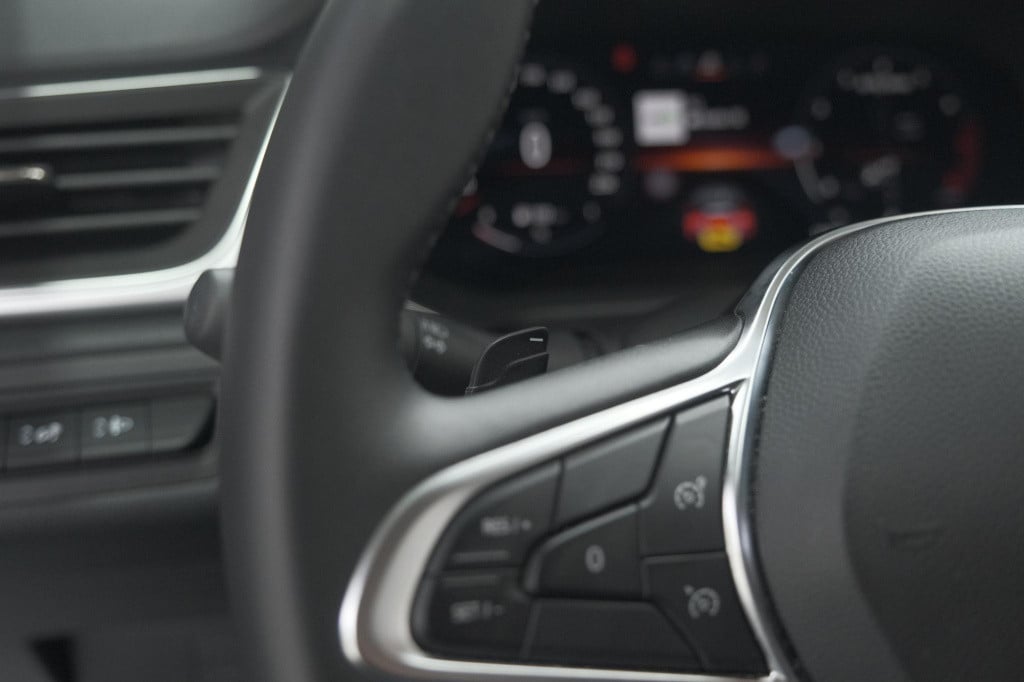 Renault Captur mild hybrid 140 edc techno | trekhaak | 360 camera | 9.3 inc