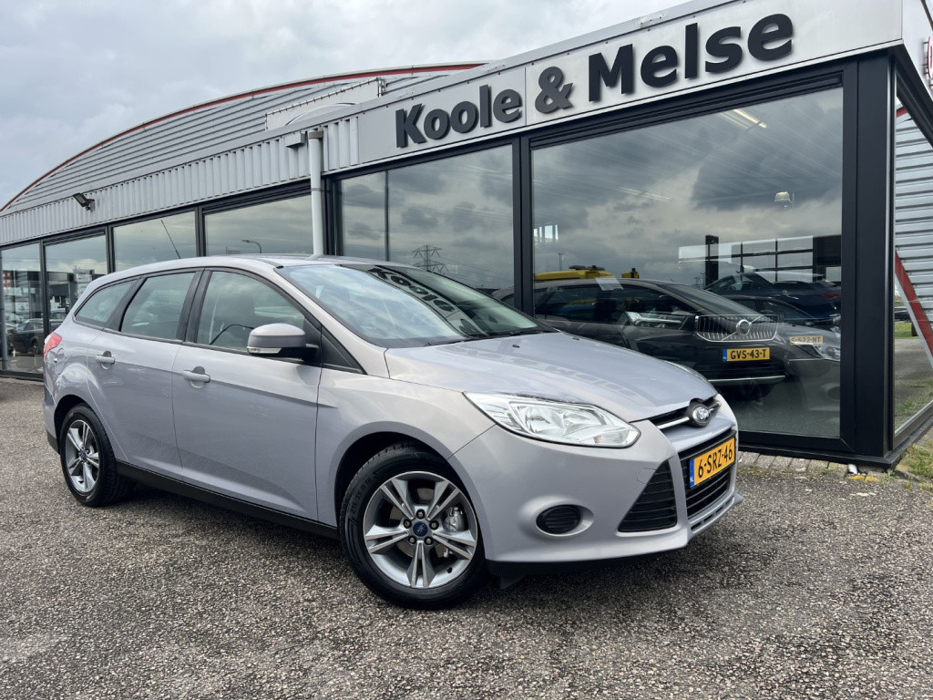 Ford Focus 1.0 ecoboost 100pk edition , trekhaak , voorruitverwarming